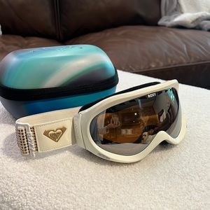 Roxy snow goggles
